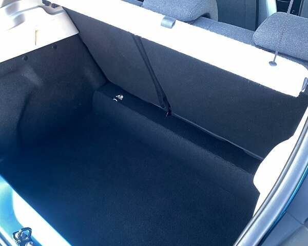 Синий Рено Зое, объемом двигателя 0 л и пробегом 43 тыс. км за 13800 $, фото 14 на Automoto.ua