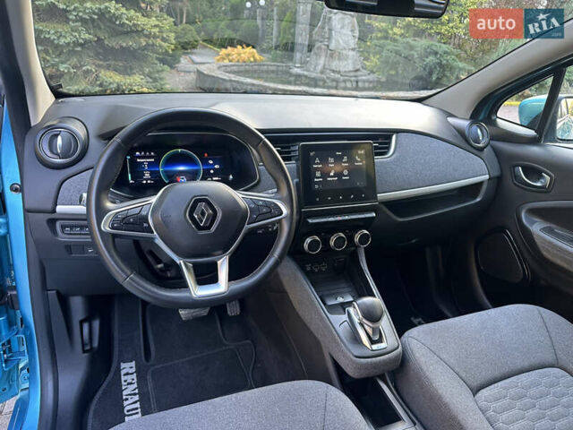 Синий Рено Зое, объемом двигателя 0 л и пробегом 50 тыс. км за 11700 $, фото 32 на Automoto.ua