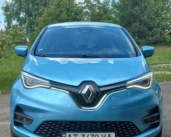 Синий Рено Зое, объемом двигателя 0 л и пробегом 88 тыс. км за 12711 $, фото 1 на Automoto.ua