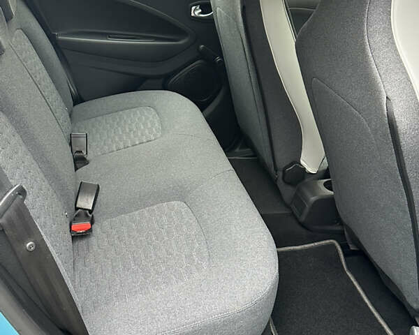 Синій Рено Зое, об'ємом двигуна 0 л та пробігом 47 тис. км за 12300 $, фото 19 на Automoto.ua