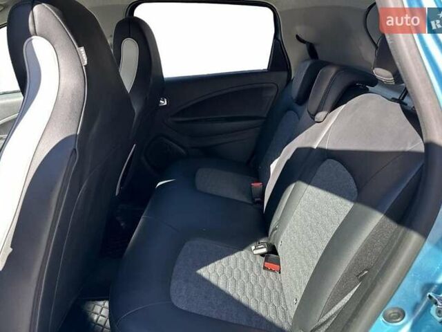 Синий Рено Зое, объемом двигателя 0 л и пробегом 61 тыс. км за 10100 $, фото 8 на Automoto.ua