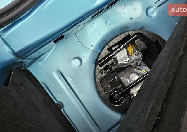 Синий Рено Зое, объемом двигателя 0 л и пробегом 49 тыс. км за 14500 $, фото 35 на Automoto.ua