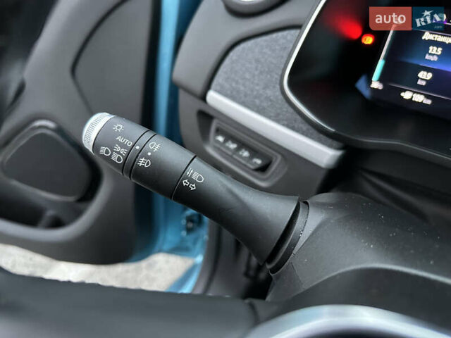 Синій Рено Зое, об'ємом двигуна 0 л та пробігом 39 тис. км за 13990 $, фото 31 на Automoto.ua