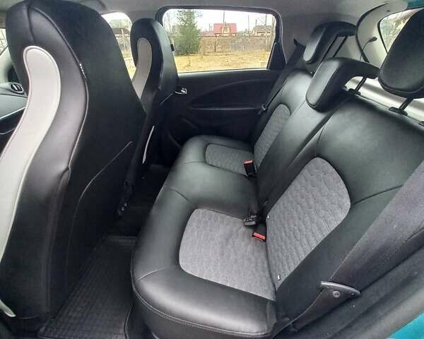 Синий Рено Зое, объемом двигателя 0 л и пробегом 88 тыс. км за 12711 $, фото 15 на Automoto.ua