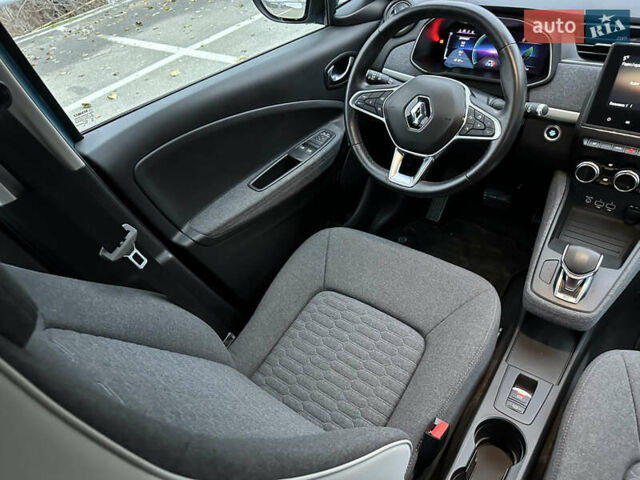 Синій Рено Зое, об'ємом двигуна 0 л та пробігом 39 тис. км за 13990 $, фото 10 на Automoto.ua