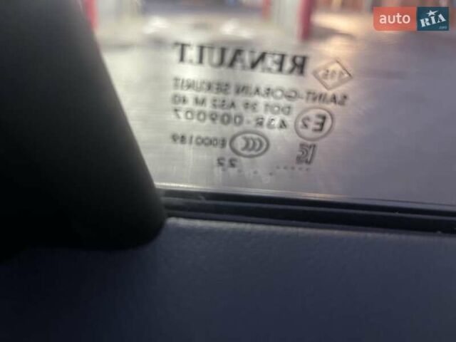 Рено Зое 2022 в Дубно на Automoto.ua Синий Рено Зое, объемом двигателя 0 л и пробегом 50 тыс. км за 14500 $, фото 81 на Automoto.ua