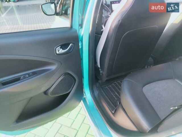 Синий Рено Зое, объемом двигателя 0 л и пробегом 23 тыс. км за 13300 $, фото 11 на Automoto.ua