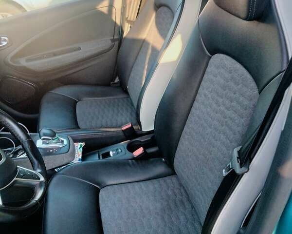 Синий Рено Зое, объемом двигателя 0 л и пробегом 23 тыс. км за 13300 $, фото 6 на Automoto.ua