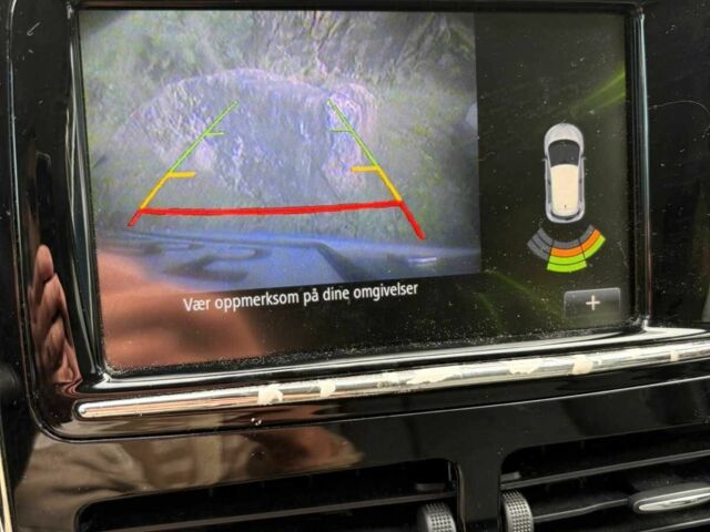 Зеленый Рено Зое, объемом двигателя 0 л и пробегом 83 тыс. км за 5100 $, фото 5 на Automoto.ua