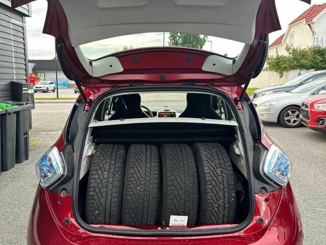 Помаранчевий Рено Зое, об'ємом двигуна 0 л та пробігом 41 тис. км за 8700 $, фото 11 на Automoto.ua