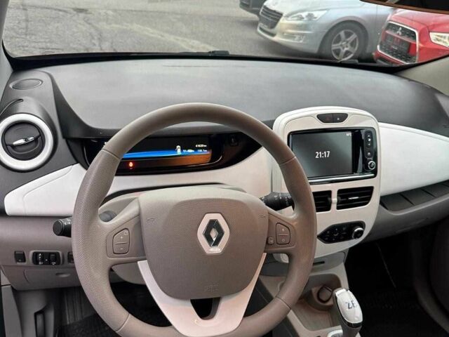 Помаранчевий Рено Зое, об'ємом двигуна 0 л та пробігом 41 тис. км за 8700 $, фото 16 на Automoto.ua