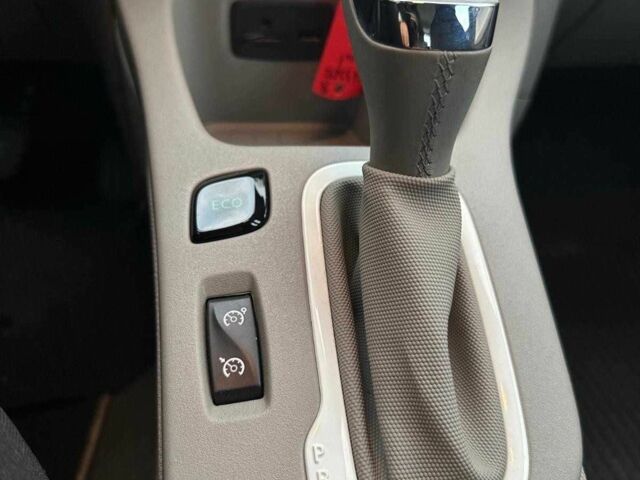 Помаранчевий Рено Зое, об'ємом двигуна 0 л та пробігом 41 тис. км за 8700 $, фото 19 на Automoto.ua