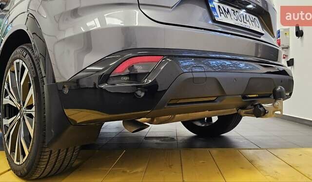 Сірий Рено Austral, об'ємом двигуна 1.3 л та пробігом 39 тис. км за 43000 $, фото 4 на Automoto.ua