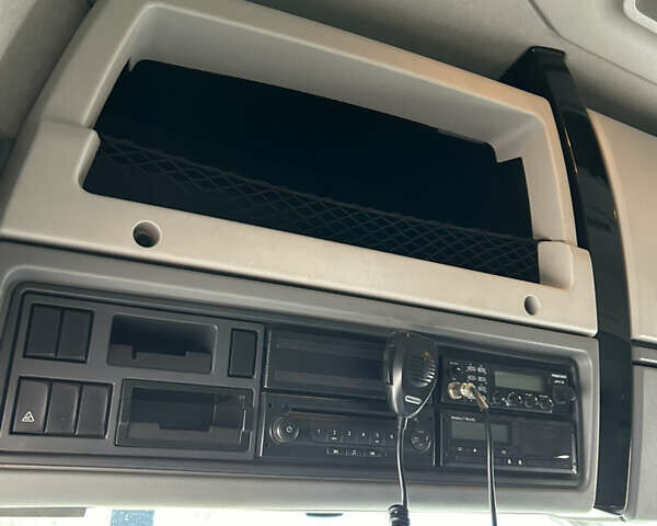 Червоний Рено C-Series, об'ємом двигуна 12.9 л та пробігом 227 тис. км за 47000 $, фото 5 на Automoto.ua