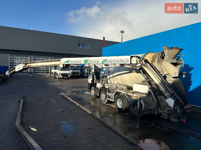 Рено C-Series, объемом двигателя 0 л и пробегом 260 тыс. км за 69000 $, фото 2 на Automoto.ua