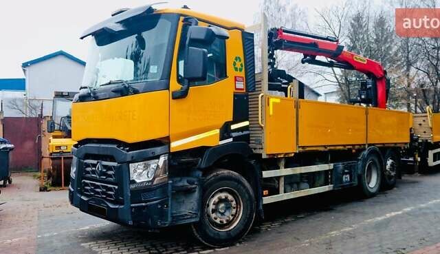 Желтый Рено C-Series, объемом двигателя 0 л и пробегом 330 тыс. км за 76441 $, фото 2 на Automoto.ua