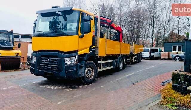 Желтый Рено C-Series, объемом двигателя 0 л и пробегом 330 тыс. км за 76441 $, фото 1 на Automoto.ua