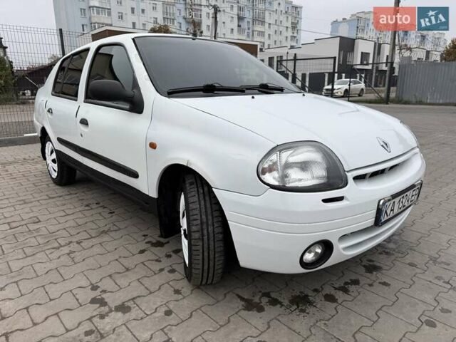 Белый Рено Clio Symbol, объемом двигателя 1.4 л и пробегом 350 тыс. км за 1850 $, фото 6 на Automoto.ua