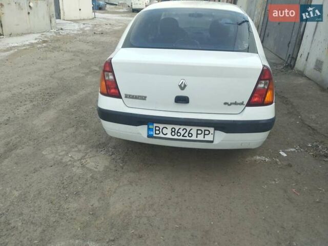 Белый Рено Clio Symbol, объемом двигателя 1.39 л и пробегом 190 тыс. км за 2300 $, фото 2 на Automoto.ua