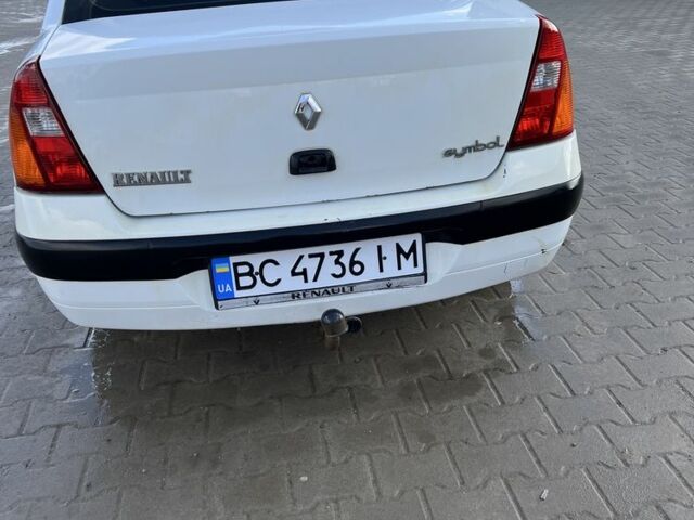 Белый Рено Clio Symbol, объемом двигателя 1.4 л и пробегом 370 тыс. км за 2200 $, фото 6 на Automoto.ua