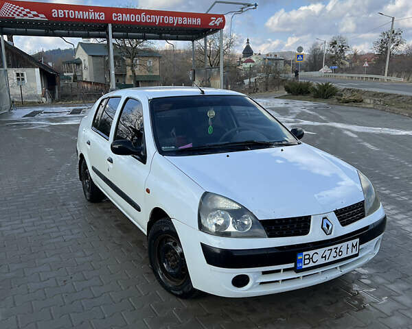 Білий Рено Clio Symbol, об'ємом двигуна 1.4 л та пробігом 370 тис. км за 2900 $, фото 1 на Automoto.ua