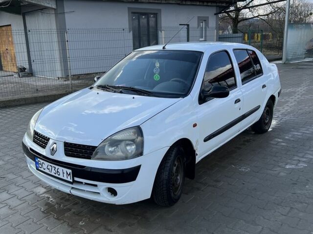 Белый Рено Clio Symbol, объемом двигателя 1.4 л и пробегом 370 тыс. км за 2200 $, фото 8 на Automoto.ua