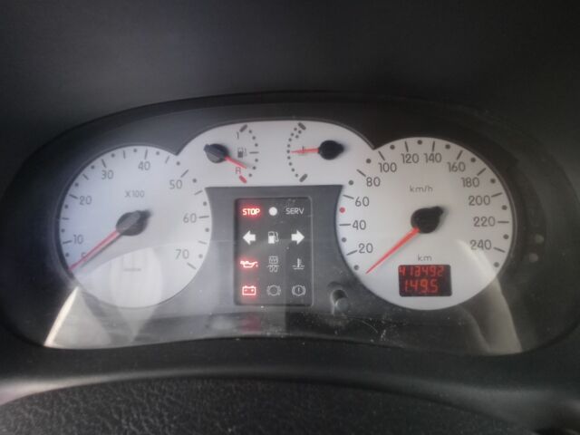 Білий Рено Clio Symbol, об'ємом двигуна 1.4 л та пробігом 400 тис. км за 2650 $, фото 1 на Automoto.ua