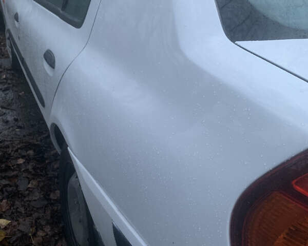 Білий Рено Clio Symbol, об'ємом двигуна 1.4 л та пробігом 345 тис. км за 3000 $, фото 2 на Automoto.ua