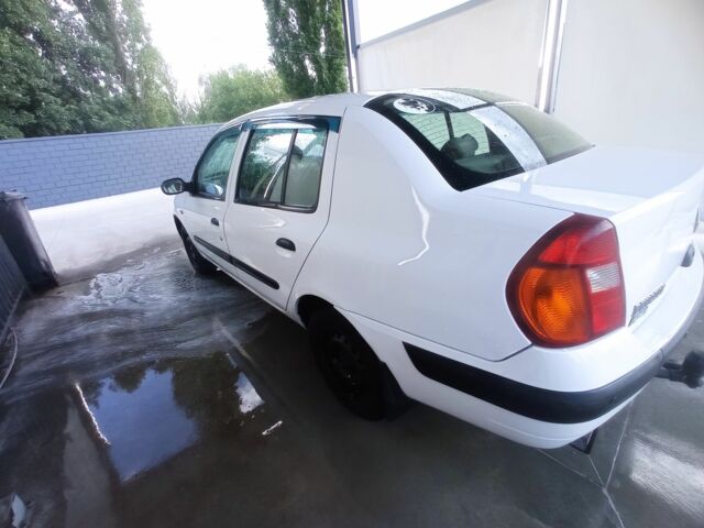 Білий Рено Clio Symbol, об'ємом двигуна 1.4 л та пробігом 400 тис. км за 2650 $, фото 3 на Automoto.ua