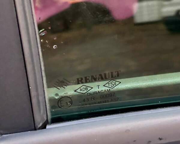 Білий Рено Clio Symbol, об'ємом двигуна 1.4 л та пробігом 142 тис. км за 3900 $, фото 8 на Automoto.ua