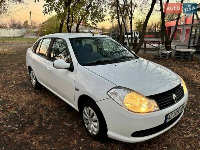 Білий Рено Clio Symbol, об'ємом двигуна 1.4 л та пробігом 142 тис. км за 3900 $, фото 7 на Automoto.ua
