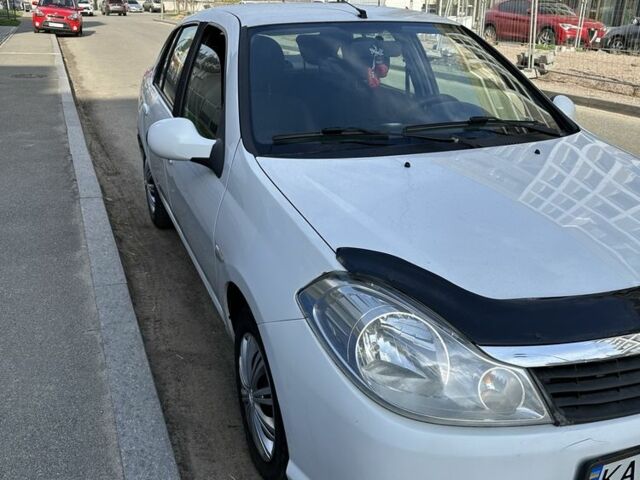 Білий Рено Clio Symbol, об'ємом двигуна 1.4 л та пробігом 175 тис. км за 4200 $, фото 9 на Automoto.ua