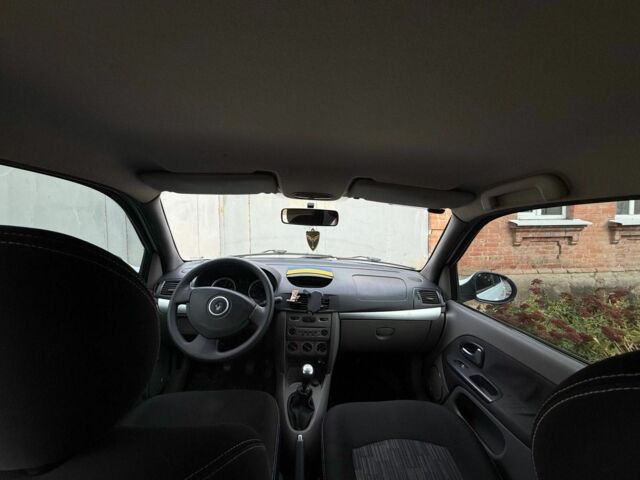 Білий Рено Clio Symbol, об'ємом двигуна 1.4 л та пробігом 65 тис. км за 5500 $, фото 22 на Automoto.ua