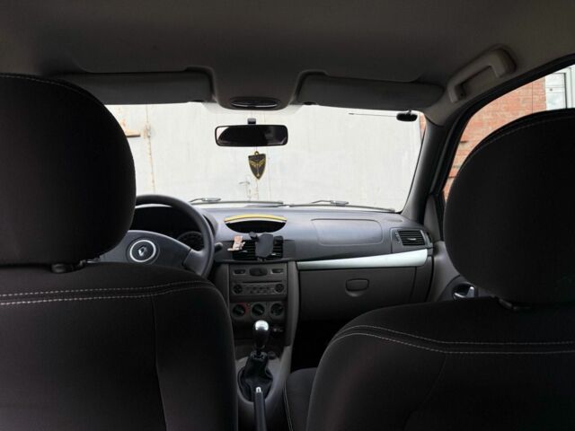 Білий Рено Clio Symbol, об'ємом двигуна 1.4 л та пробігом 65 тис. км за 5500 $, фото 23 на Automoto.ua