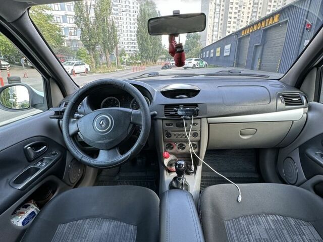 Білий Рено Clio Symbol, об'ємом двигуна 1.4 л та пробігом 175 тис. км за 4200 $, фото 10 на Automoto.ua