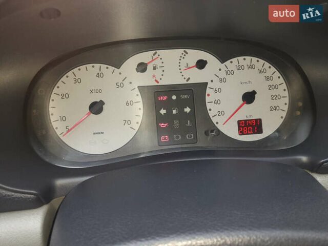 Бежевый Рено Clio Symbol, объемом двигателя 0 л и пробегом 101 тыс. км за 3350 $, фото 3 на Automoto.ua