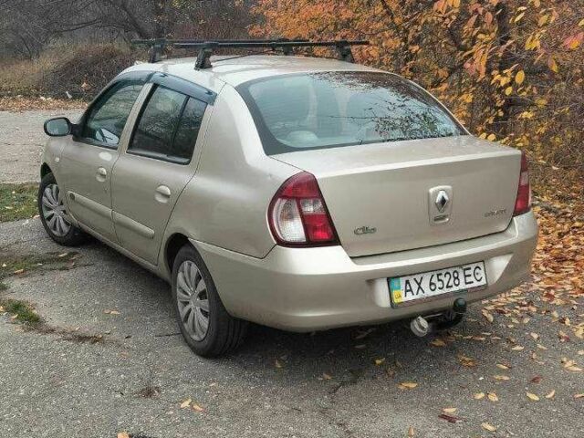 Бежевый Рено Clio Symbol, объемом двигателя 1.4 л и пробегом 302 тыс. км за 3100 $, фото 4 на Automoto.ua