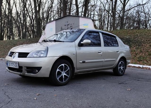 Бежевый Рено Clio Symbol, объемом двигателя 1.4 л и пробегом 154 тыс. км за 2750 $, фото 1 на Automoto.ua