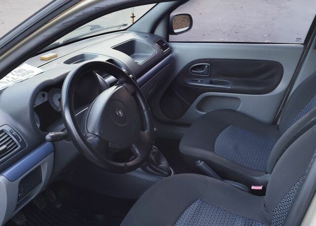 Бежевый Рено Clio Symbol, объемом двигателя 1.4 л и пробегом 154 тыс. км за 2750 $, фото 14 на Automoto.ua