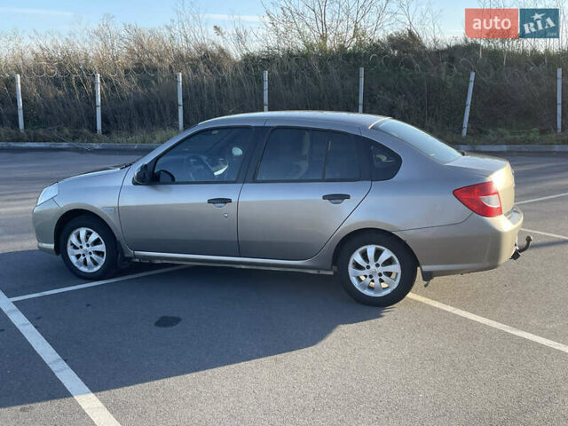 Бежевый Рено Clio Symbol, объемом двигателя 1.39 л и пробегом 186 тыс. км за 3850 $, фото 3 на Automoto.ua