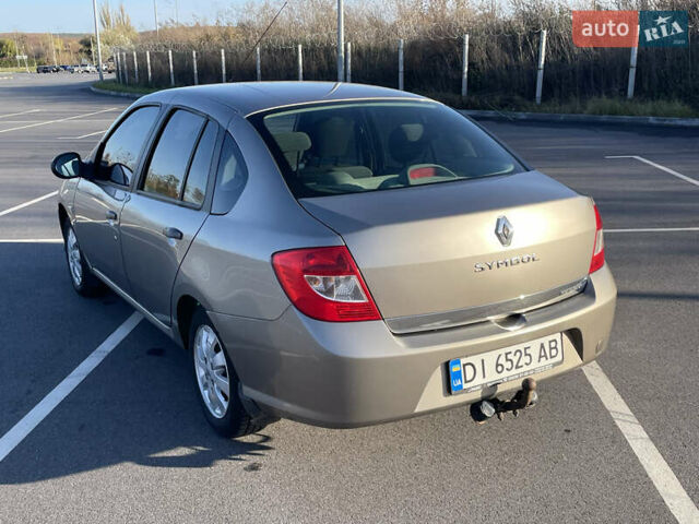 Бежевый Рено Clio Symbol, объемом двигателя 1.39 л и пробегом 186 тыс. км за 3850 $, фото 5 на Automoto.ua