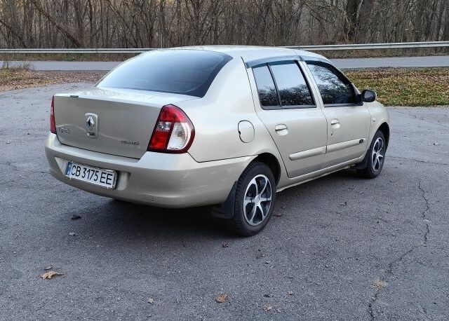 Бежевый Рено Clio Symbol, объемом двигателя 1.4 л и пробегом 154 тыс. км за 2750 $, фото 9 на Automoto.ua
