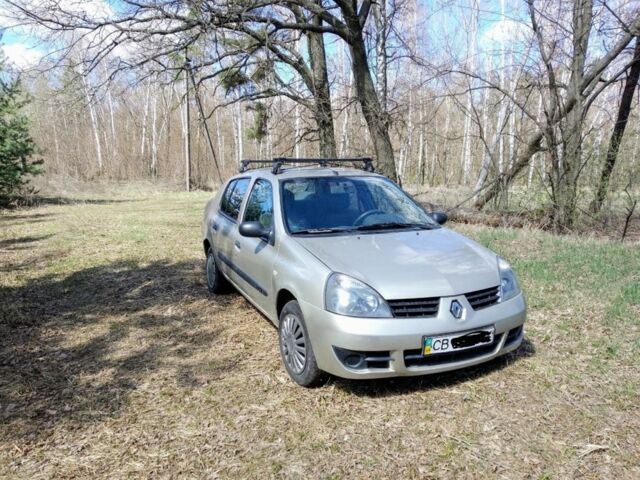 Бежевый Рено Clio Symbol, объемом двигателя 1.4 л и пробегом 225 тыс. км за 2900 $, фото 2 на Automoto.ua