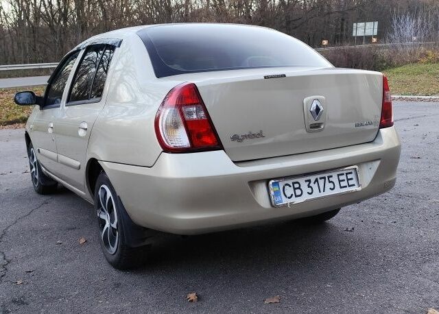 Бежевый Рено Clio Symbol, объемом двигателя 1.4 л и пробегом 154 тыс. км за 2750 $, фото 8 на Automoto.ua
