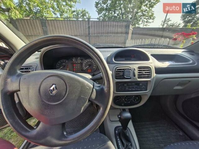 Черный Рено Clio Symbol, объемом двигателя 1.4 л и пробегом 160 тыс. км за 3900 $, фото 21 на Automoto.ua