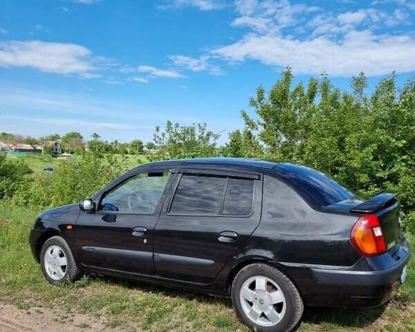 Черный Рено Clio Symbol, объемом двигателя 1.4 л и пробегом 160 тыс. км за 3900 $, фото 1 на Automoto.ua
