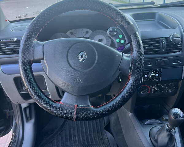 Черный Рено Clio Symbol, объемом двигателя 1.39 л и пробегом 270 тыс. км за 3400 $, фото 28 на Automoto.ua