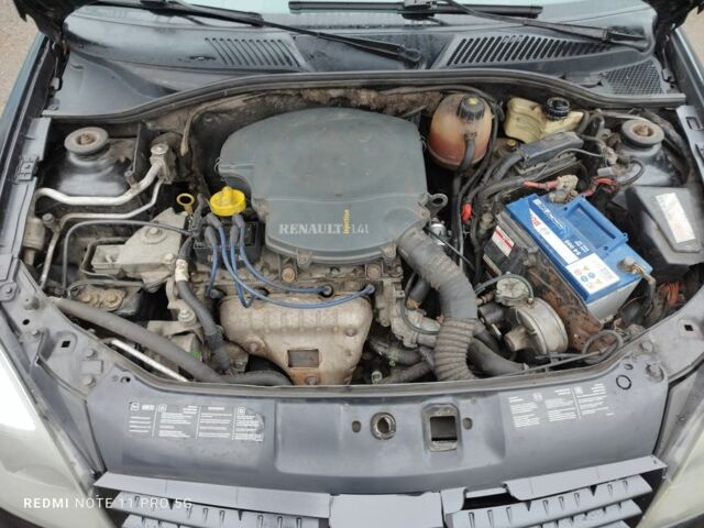 Черный Рено Clio Symbol, объемом двигателя 1.4 л и пробегом 157 тыс. км за 3000 $, фото 12 на Automoto.ua