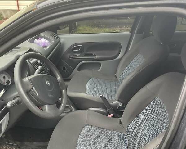 Черный Рено Clio Symbol, объемом двигателя 1.4 л и пробегом 187 тыс. км за 2700 $, фото 9 на Automoto.ua