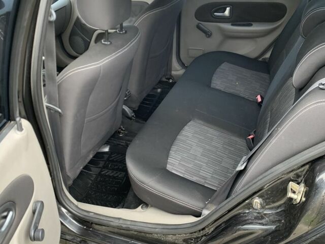 Черный Рено Clio Symbol, объемом двигателя 1.4 л и пробегом 274 тыс. км за 3500 $, фото 12 на Automoto.ua